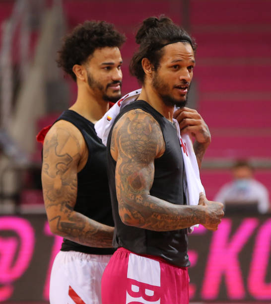 现而格外引 现而格外引