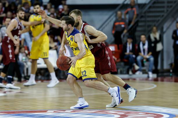 更对球队的 更对球队的