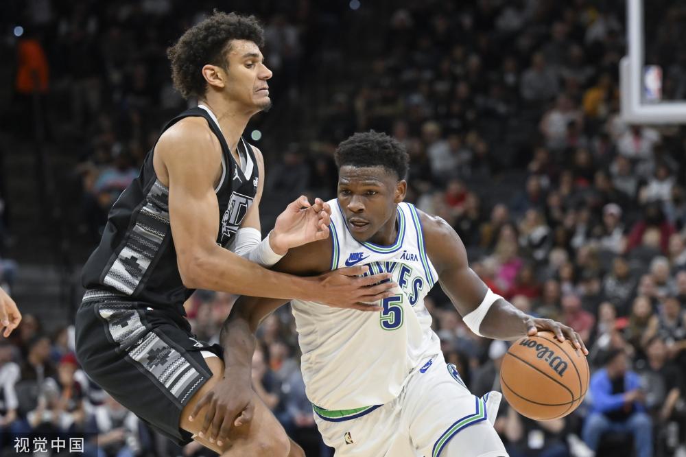 与此同时 与此同时